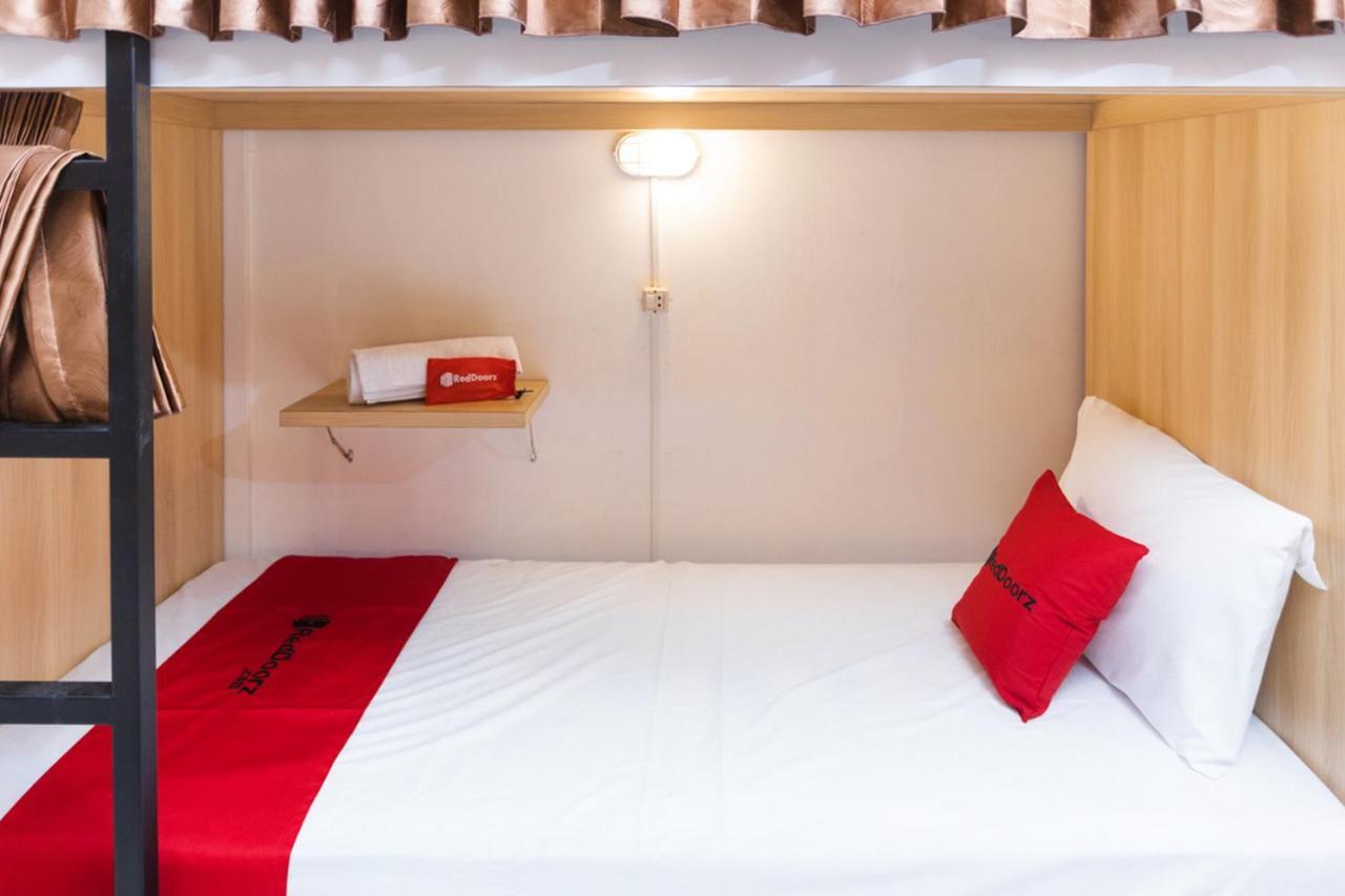Reddoorz Hostel @ Malang City Center 2 Экстерьер фото